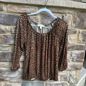 Ladies Michael Kora Leopard Elastic bottom top size L